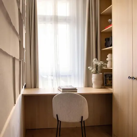 Magnificent Flat- Ac -1br- 4p-place De La Nation * Parigi