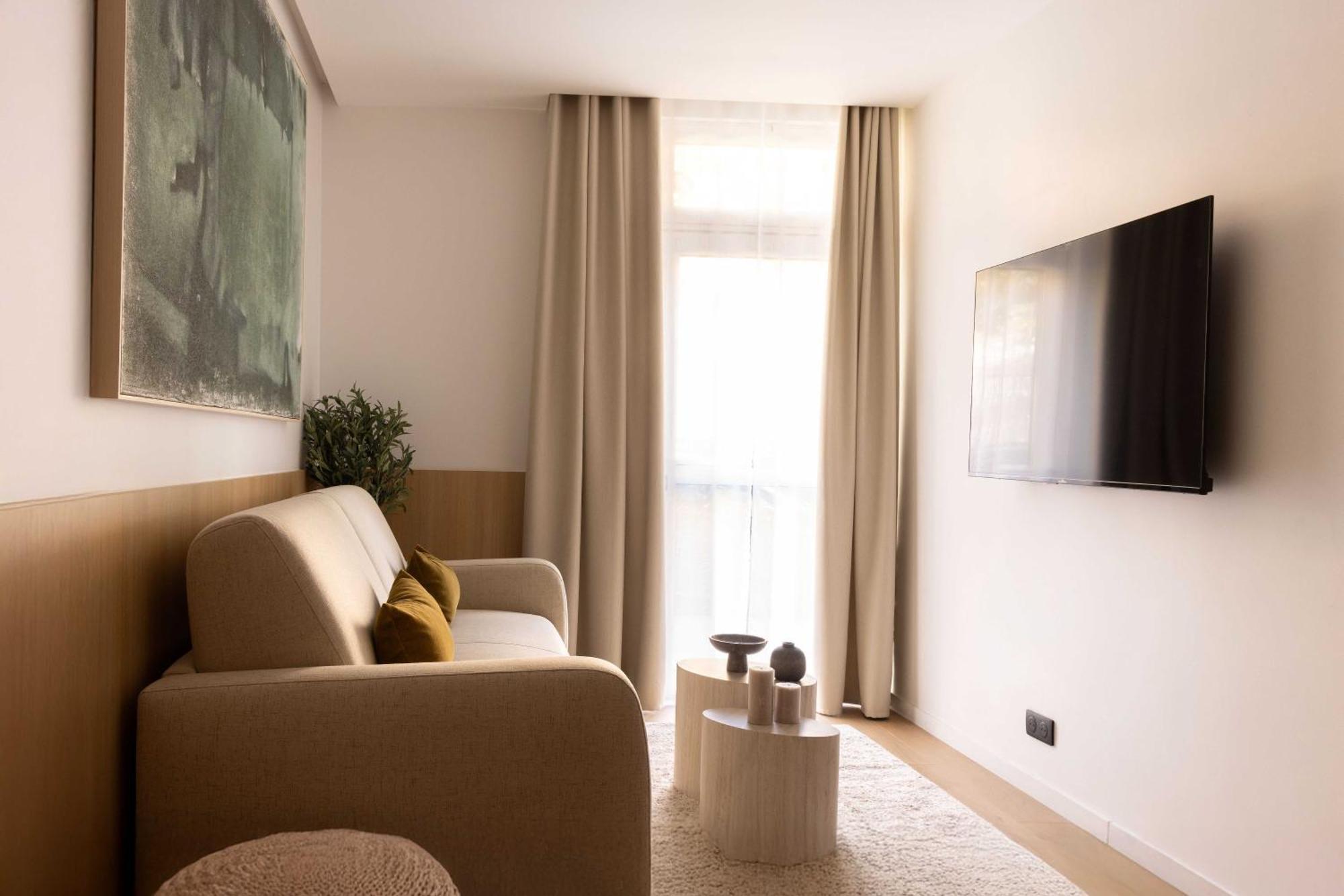 Appartamento Magnificent Flat- Ac -1br- 4p-place De La Nation Parigi
